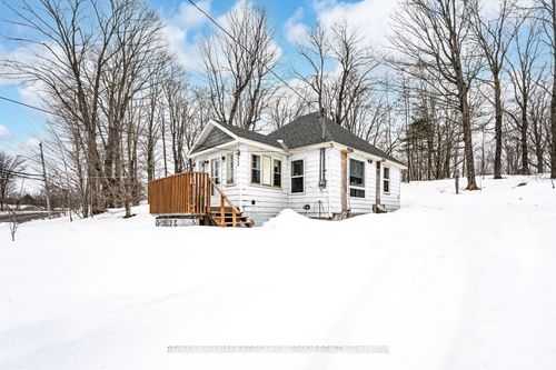 253 High St, Mactier, ON, P0C1H0 | Card Image
