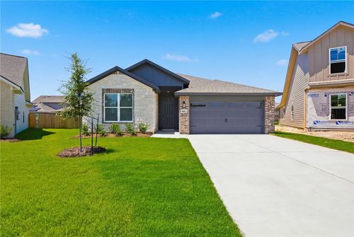 905 Fork Ct, College Station, TX, 77845-2733 | Card Image