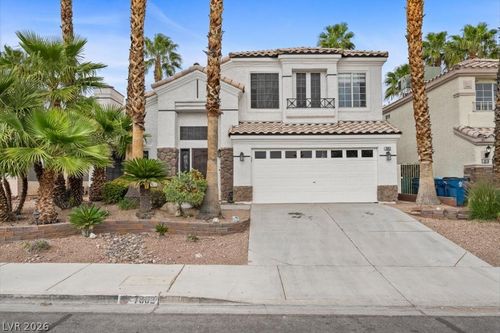 7882 W Gilmore Ave, Las Vegas, NV, 89129-5541 | Card Image