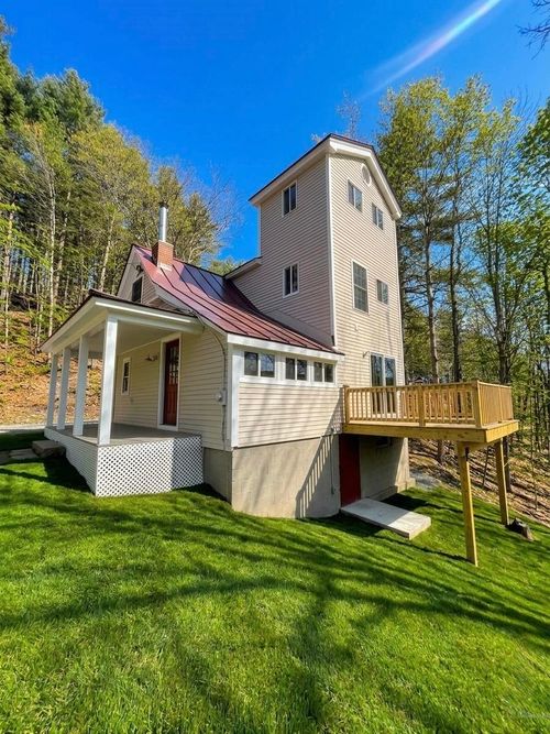 27 Granite St, Peterborough, NH, 03458-1412 | Card Image