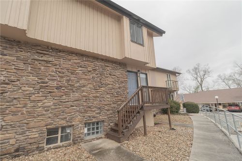 14 Britten Cir, Bella Vista, AR, 72715-8143 | Card Image