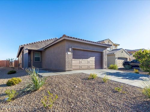 11316 S Weismann Dr, Vail, AZ, 85641-0589 | Card Image