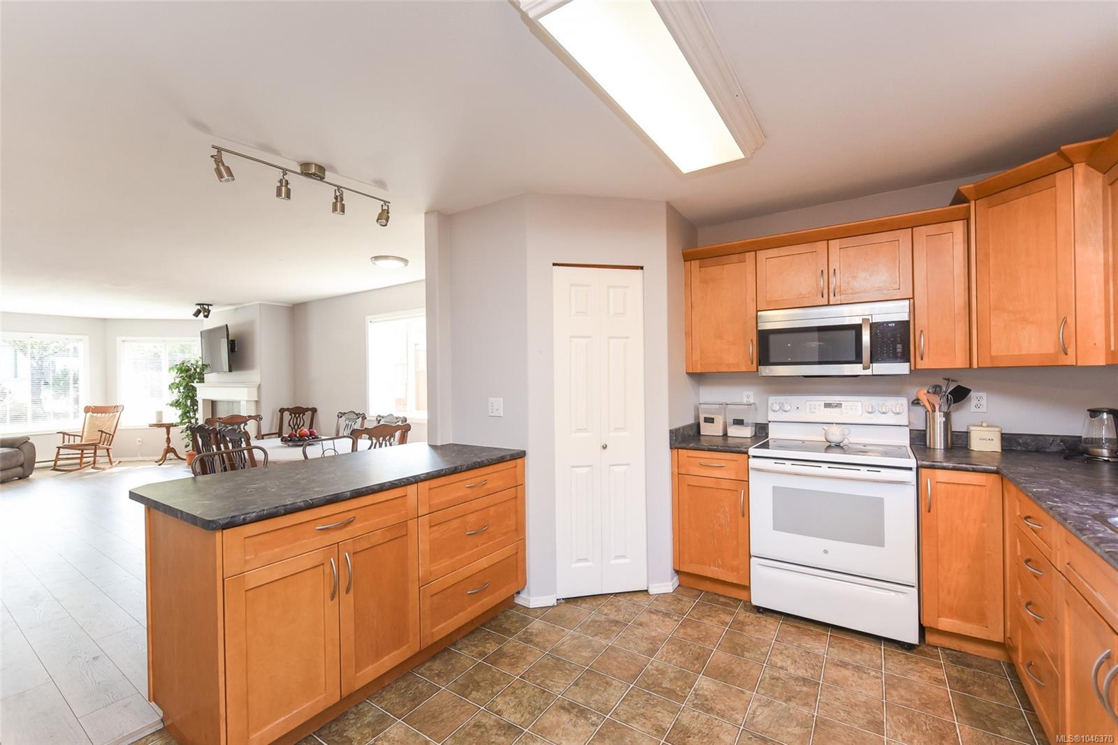 Residential in Comox 4