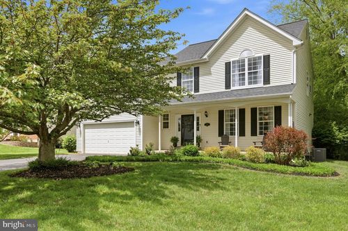 206 Meetinghouse Ln, PHOENIXVILLE, PA, 19460-5615 | Card Image