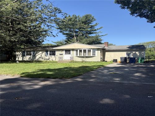 51 Morse Ave, Warwick, RI, 02886-2321 | Card Image