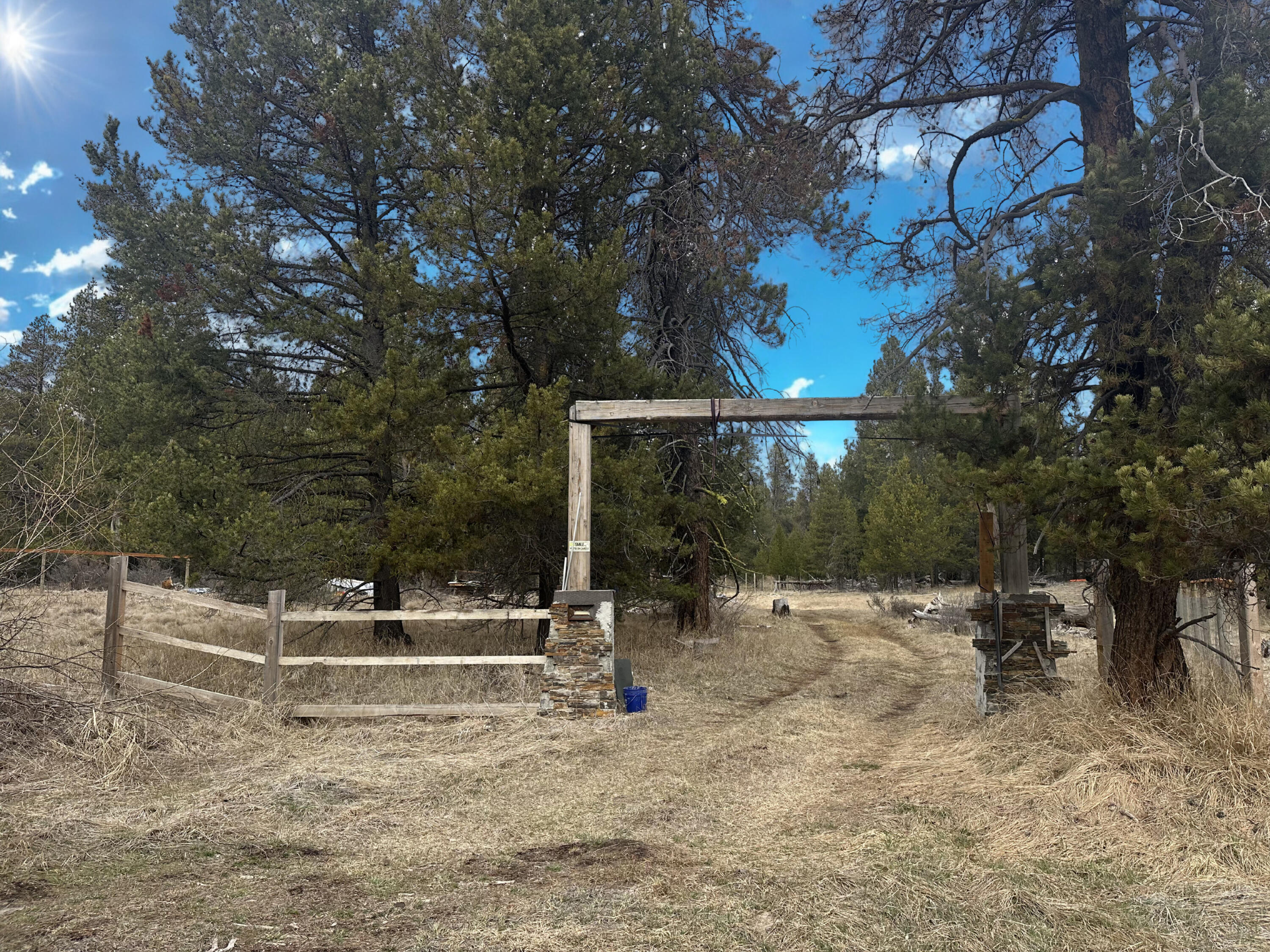 Land in La Pine 2
