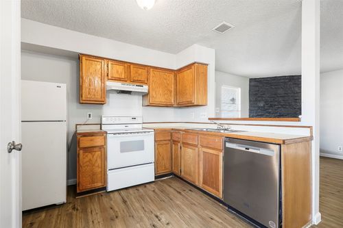 apt-b-10207 Brownie Dr, Austin, TX, 78753-3498 | Card Image