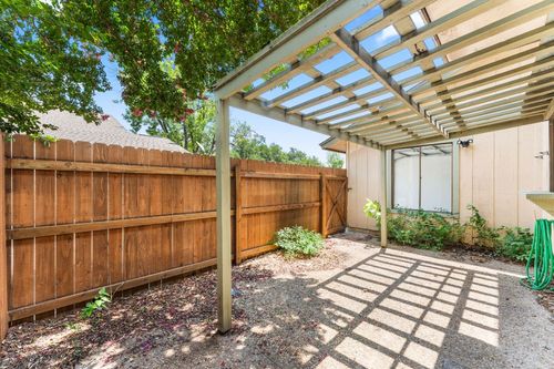903 Silver Quail Ln, Austin, TX, 78758-5821 | Card Image