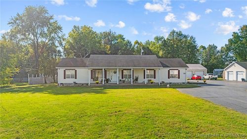 123 S Dowling St, Austin, IN, 47102-8911 | Card Image