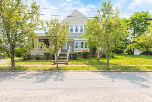 14 Bartlett Ave, Cranston, RI, 02905-1335 | Card Image