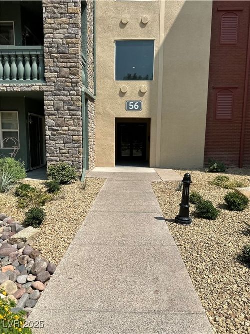 124-56 E Serene Ave, Las Vegas, NV, 89123-3740 | Card Image