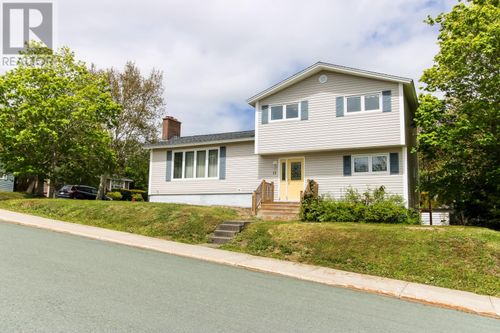 12 Renews St, St. John's, NL, A1E3R8 | Card Image