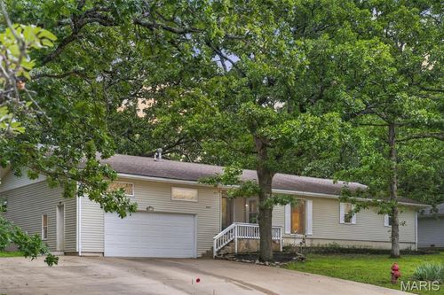 1041 Ha Ha Tonka Rd, Camdenton, MO, 65020-7608 | Card Image