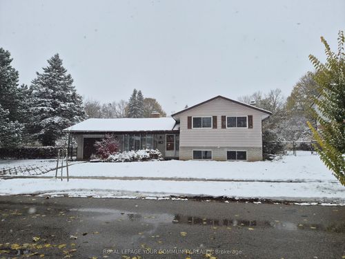 557 Glen Manor Blvd, Waterloo, ON, N2L4T7 | Card Image