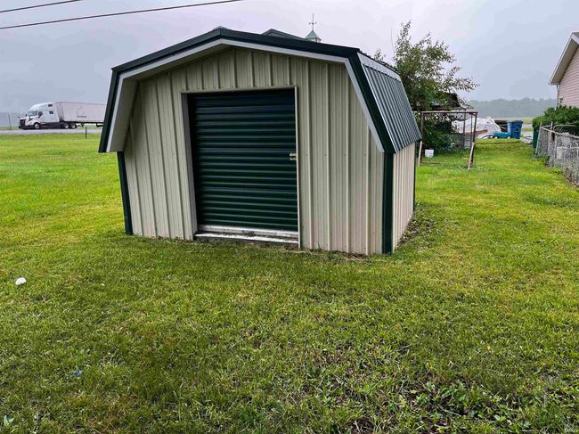 39 E Linn Rd, House other with 3 bedrooms, 2 bathrooms and null parking in Bluffton IN | Image 5