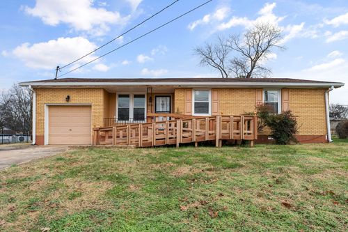 3070 Richmond Hill Dr, Nashville, TN, 37207-2843 | Card Image