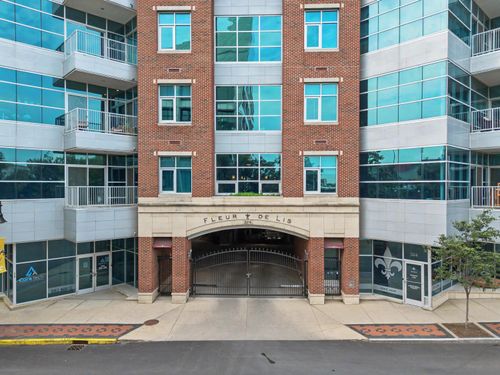 225-324 E Main St, Louisville, KY, 40202-1285 | Card Image
