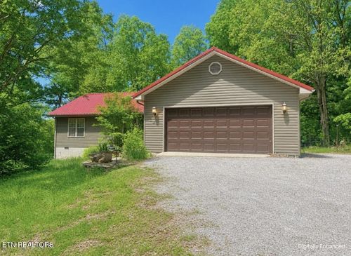 50 Will Cir, Crossville, TN, 38555-6875 | Card Image