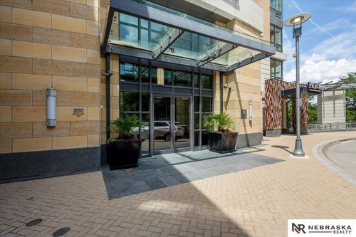 apt-4502-200 S 31st Ave, Omaha, NE, 68131-1408 | Card Image