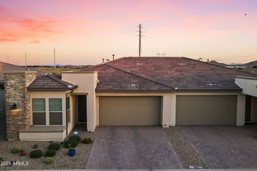 379 E Las Puertas Ln, San Tan Valley, AZ, 85140-6426 | Card Image