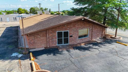 1801 E 9th St, Douglas, AZ, 85607-3429 | Card Image