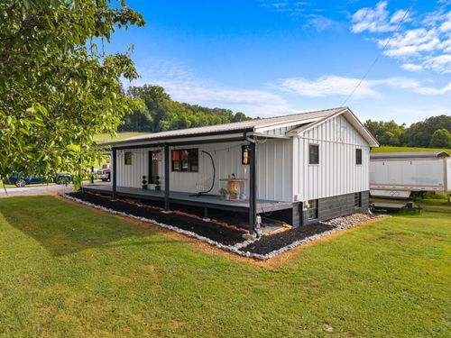 2950 Boatmans Mountain Rd, Morristown, TN, 37814-2127 | Card Image