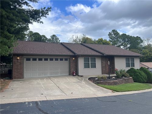 1723 White Oak Dr, Harrison, AR, 72601-3940 | Card Image
