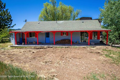 545 E Cottage Ln, Alpine, WY, 83128 | Card Image