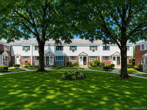 143-13-42 212 Street, New York, NY, 11360 | Card Image