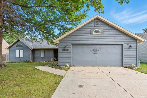 6421 Spy Glass Run, Fort Wayne, IN, 46804-4233 | Card Image