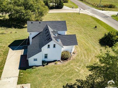 1396 N 300 Road, Home with 4 bedrooms, 1 bathrooms and null parking in Baldwin City KS | Image 1