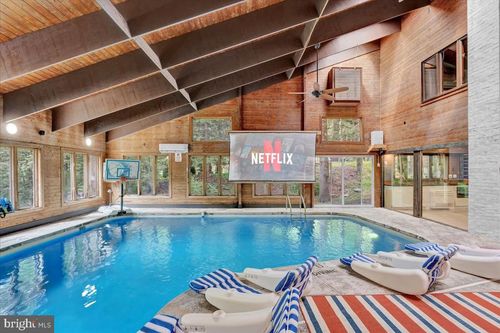 205 Falling View Ct, EAST STROUDSBURG, PA, 18302-9200 | Card Image