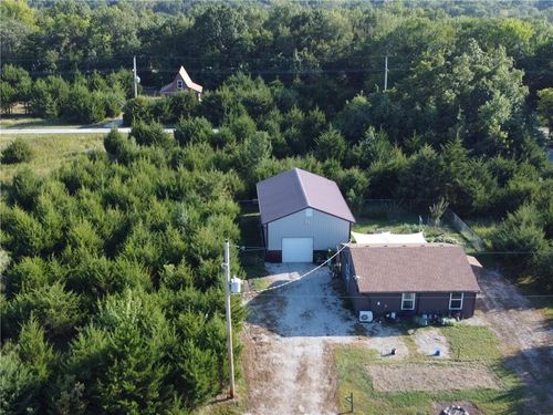 70 Foxwood Dr, Linn Valley, KS, 66040-5222 | Card Image