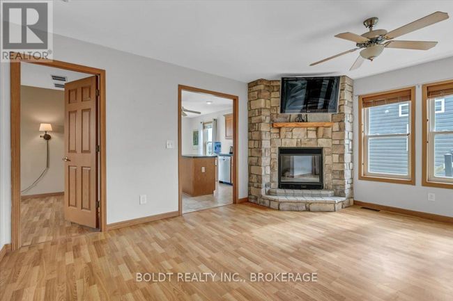 659 Port Maitland Road, Home with 3 bedrooms, 2 bathrooms and 2 parking in Haldimand (Dunnville) ON | Image 6