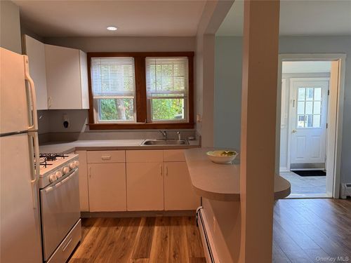 15 Waldron Ter, Sloatsburg, NY, 10974-2012 | Card Image