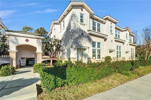 2191 Associated, Fullerton, CA, 92831 | Card Image