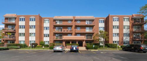 apt-304-2066 Saint Johns Ave, Highland Park, IL, 60035-2454 | Card Image