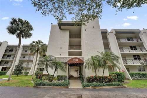 apt-109-9330 Lagoon Pl, Davie, FL, 33324-6740 | Card Image