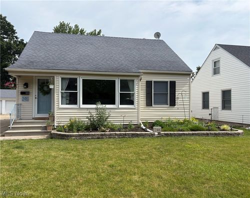 246 Hilliard Rd, Elyria, OH, 44035-3631 | Card Image