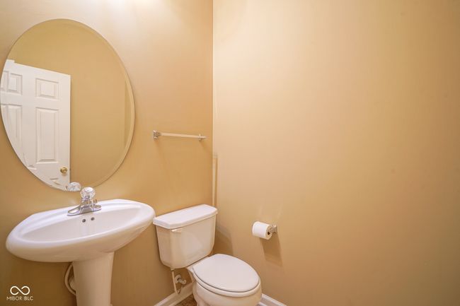 10944 Perry Pear Dr, Condo with 2 bedrooms, 3 bathrooms and null parking in Zionsville IN | Image 17