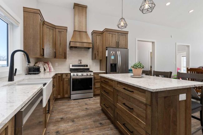 127 Main Street, House other with 3 bedrooms, 2 bathrooms and 4 parking in Edberg AB | Image 6