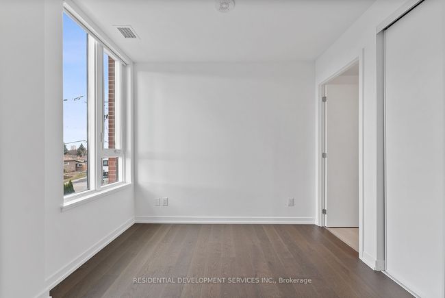 112 - 15 Maryport Ave, Condo with 4 bedrooms, 3 bathrooms and null parking in North York ON | Image 15