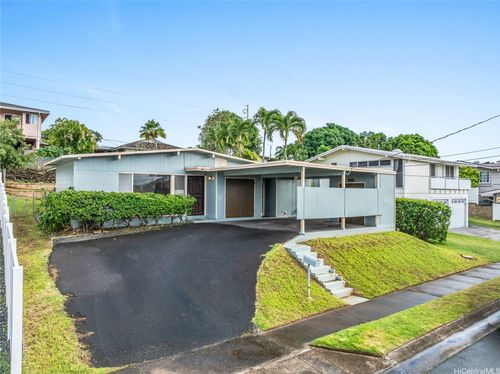 1427 Puanakau St, Honolulu, HI, 96818-1934 | Card Image