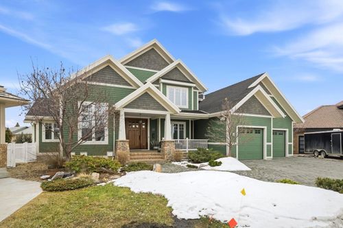 31 Ashley Close, Red Deer, AB, T4R2X3 | Card Image