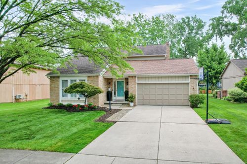 3308 Woods Mill Dr, Hilliard, OH, 43026-9318 | Card Image