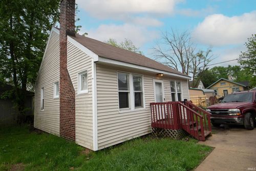 1512 Hermosa Pl, South Bend, IN, 46613-2610 | Card Image