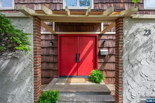 23 Powell Dr, West Orange, NJ, 07052-1331 | Card Image