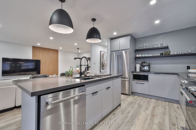 183 Willowridge Rd, House attached with 4 bedrooms, 2 bathrooms and 2 parking in Etobicoke ON | Image 13