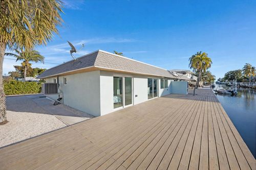 100 E 63rd Street Ocean, Marathon, FL, 33050 | Card Image