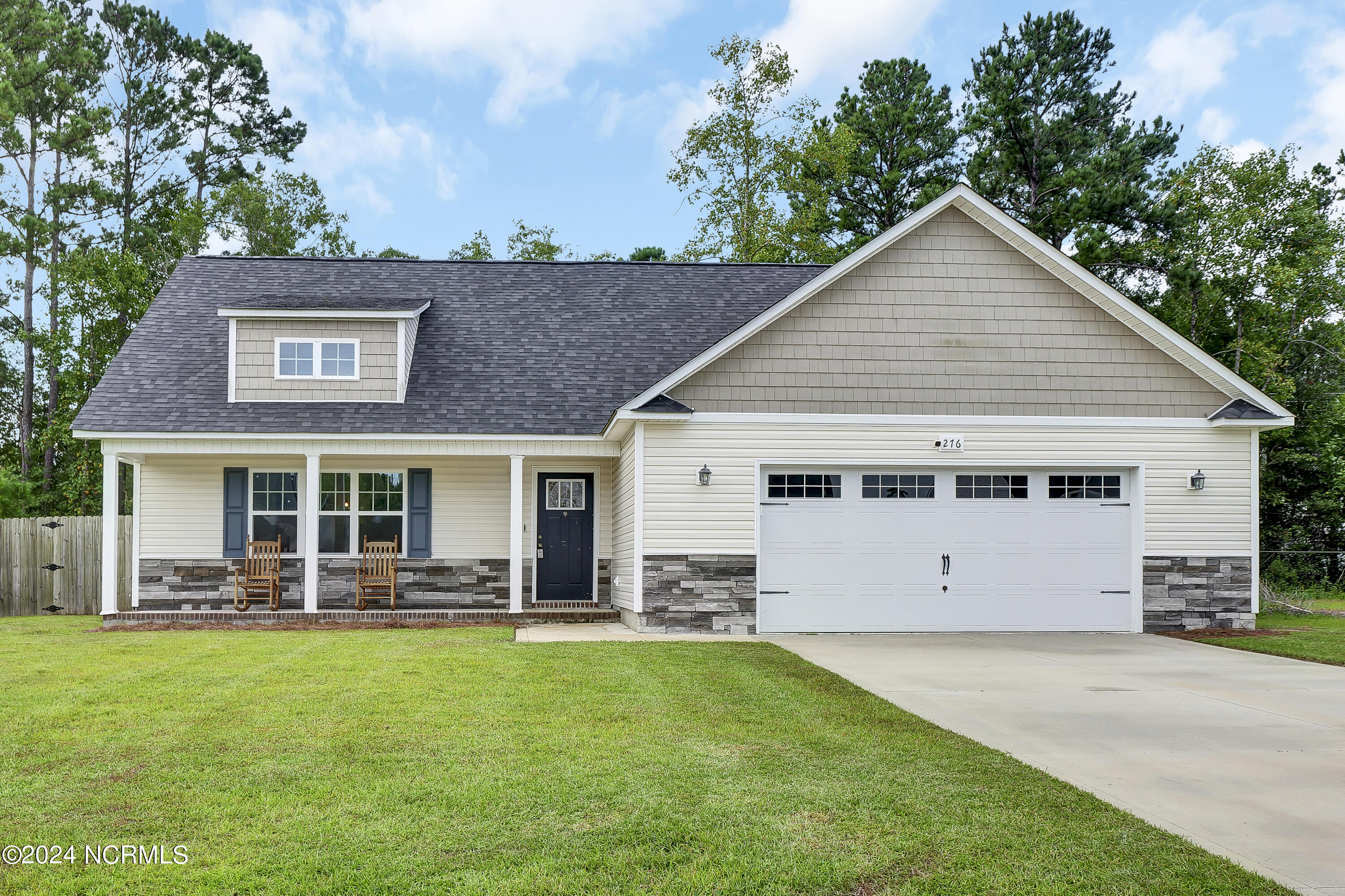 Breakwater Dr, Sneads Ferry, NC 28460